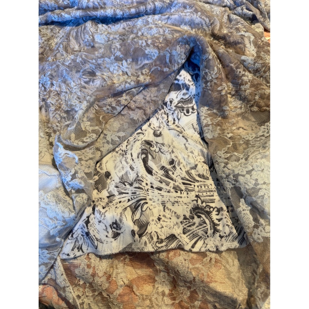 Brittany Black Floral Lace Overlay Top White Gray Multi Color Sheer Sleeve XL - Picture 6 of 6